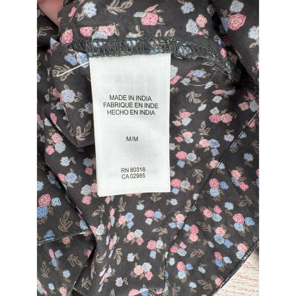 Lot of 2 Lucky Brand Floral Blouses Womens Medium Gray Pink Blue - Picture 15 of 16